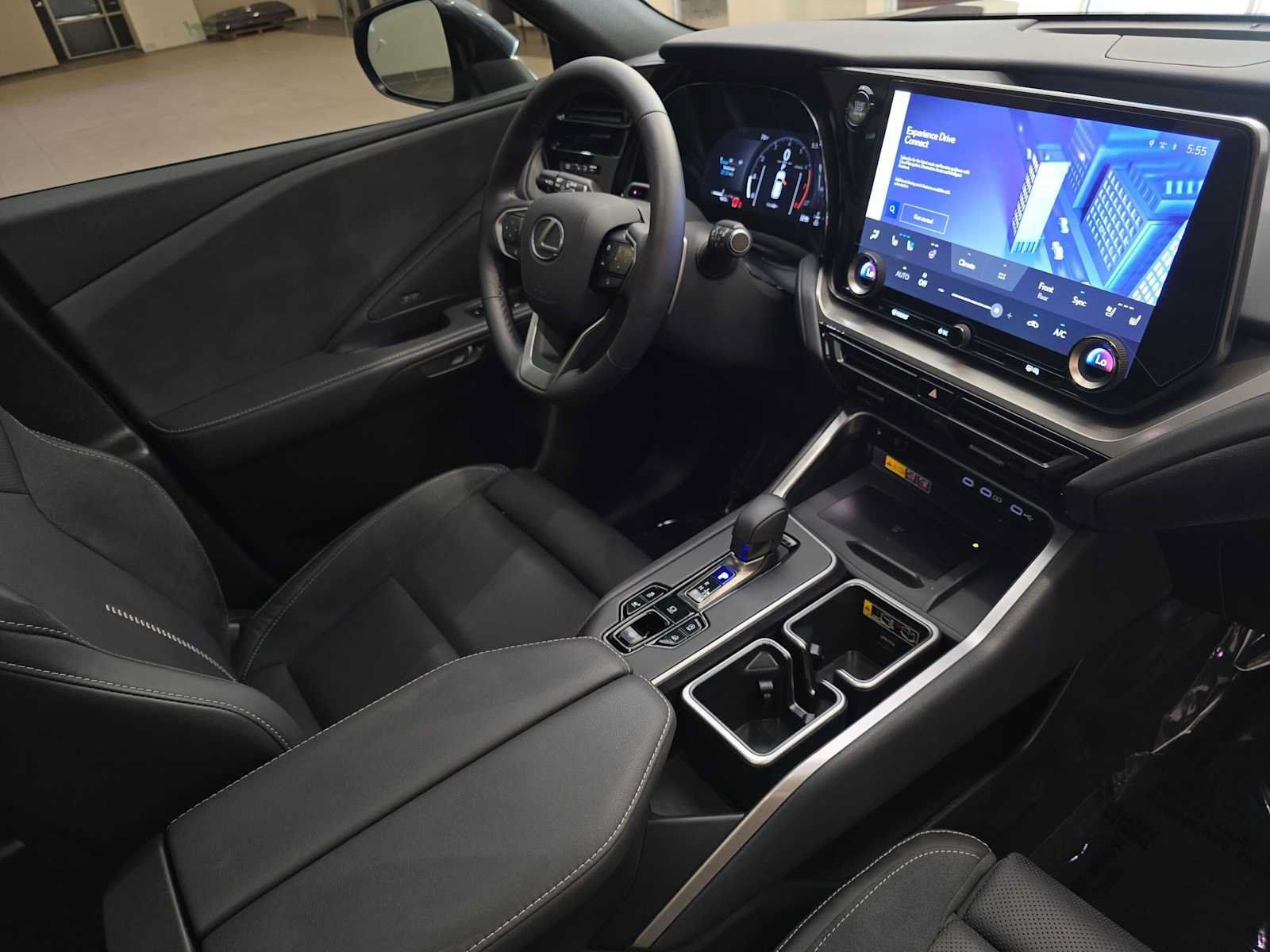Used 2025 Lexus TX 350 AWD w/ Technology Package image 31
