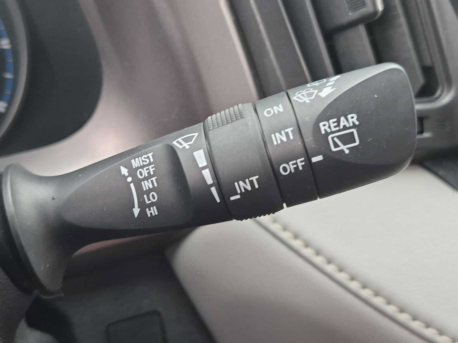 Used 2017 Toyota RAV4 XLE w/ Plus Special Value Package AWD/4WD image 25