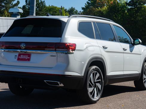 New 2026 Volkswagen Atlas SE image 6