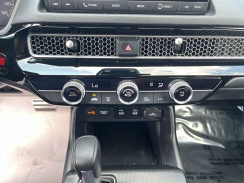 Used 2025 Honda Civic Sport image 18