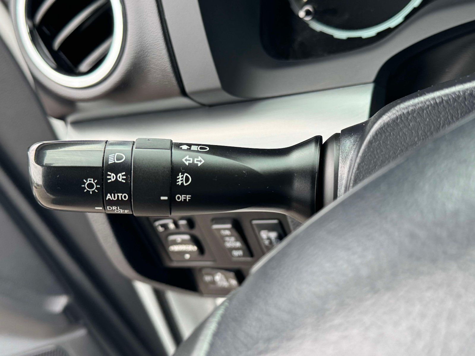 Used 2019 Toyota Tundra Platinum AWD/4WD image 22