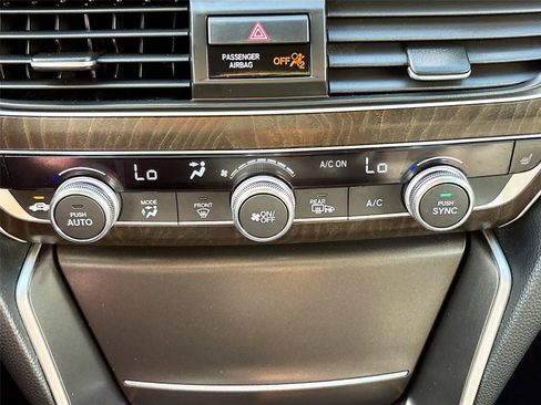 Used 2019 Honda Accord EX image 15