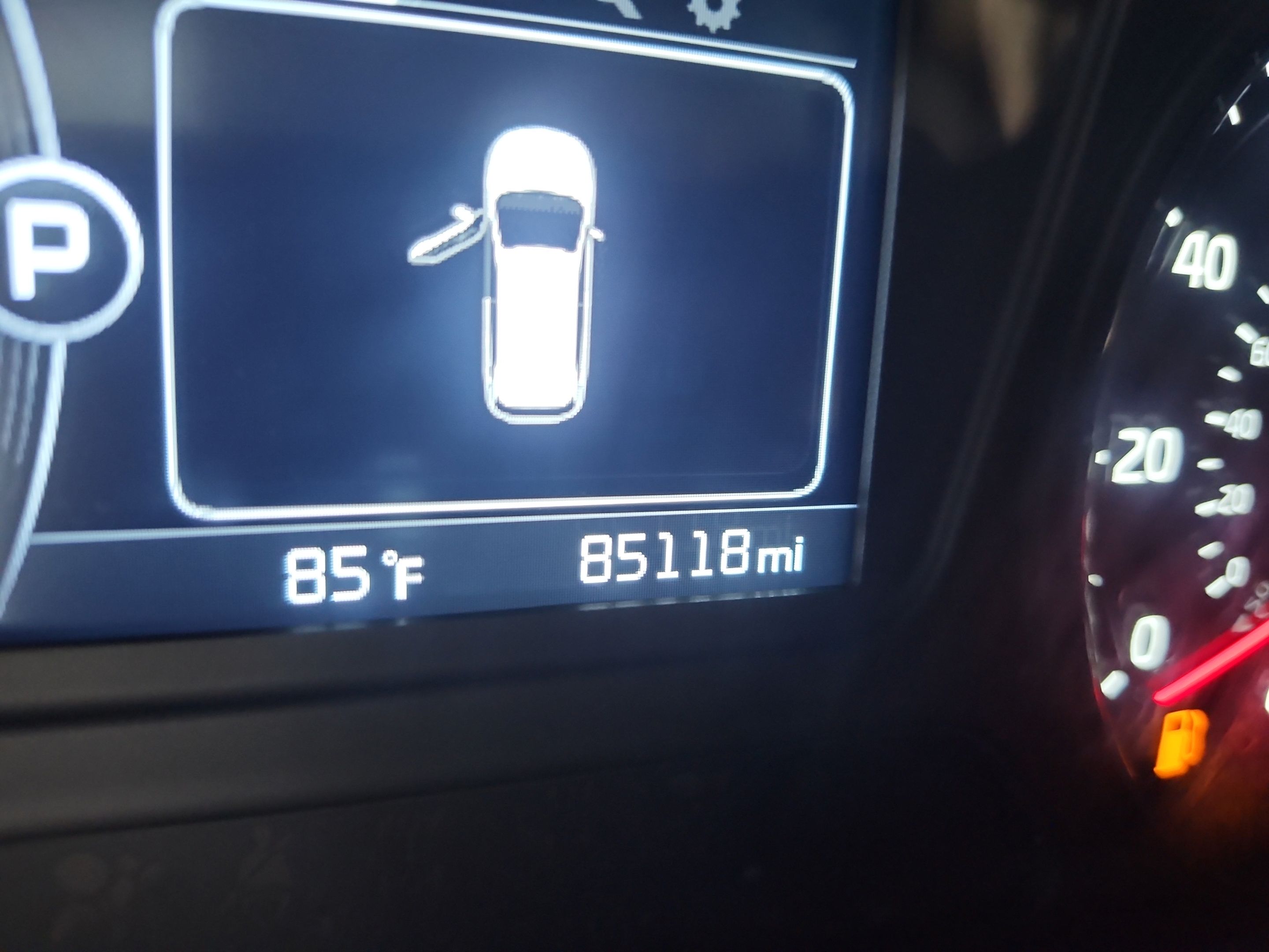 Used 2016 Kia Sorento FWD image 11