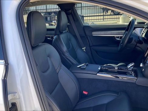 Certified 2023 Volvo S90 T8 Ultimate image 10