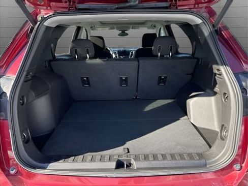 Used 2019 Chevrolet Equinox LT w/ Sun & Navigation Package image 28