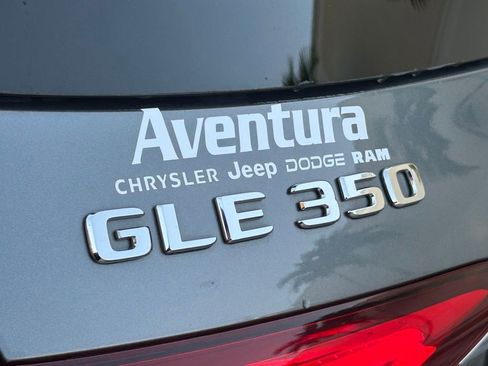 Used 2023 Mercedes-Benz GLE 350 4MATIC w/ Premium Package image 18
