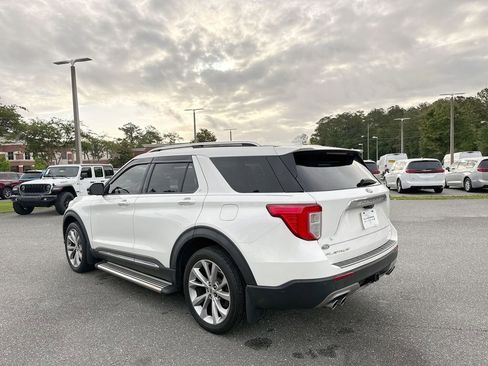 Used 2021 Ford Explorer Platinum w/ Equipment Group 601A AWD/4WD image 6