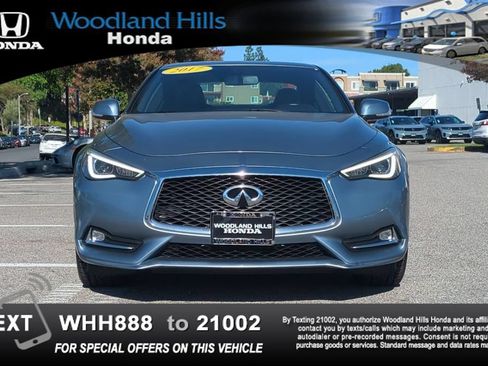 Used 2017 INFINITI Q60 2.0t w/ Moonroof Package RWD image 2