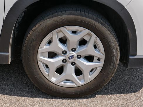 Used 2021 Subaru Forester AWD/4WD image 15