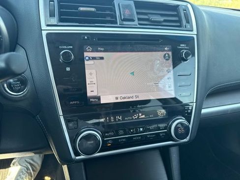 Used 2019 Subaru Outback 2.5i Limited AWD/4WD image 14