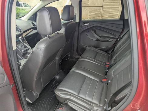 Used 2016 Ford Escape Titanium w/ Equipment Group 301A AWD/4WD image 25