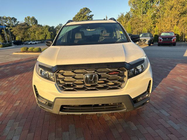 Used 2024 Honda Passport TrailSport image 25
