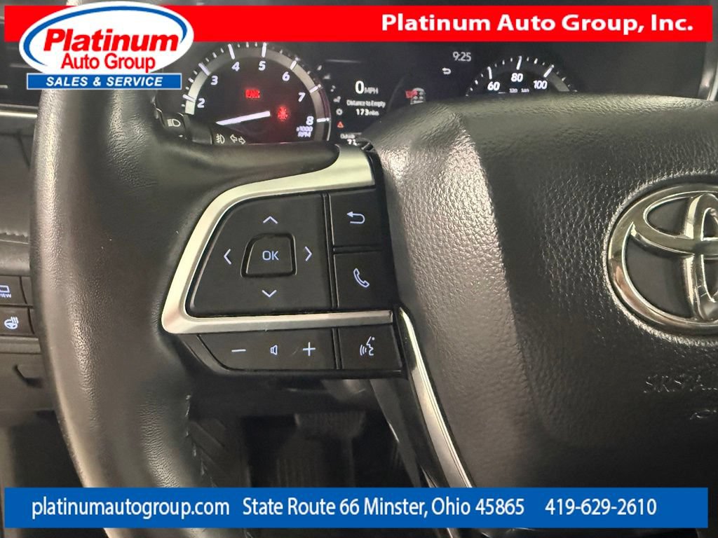 Used 2020 Toyota Highlander Limited FWD image 16
