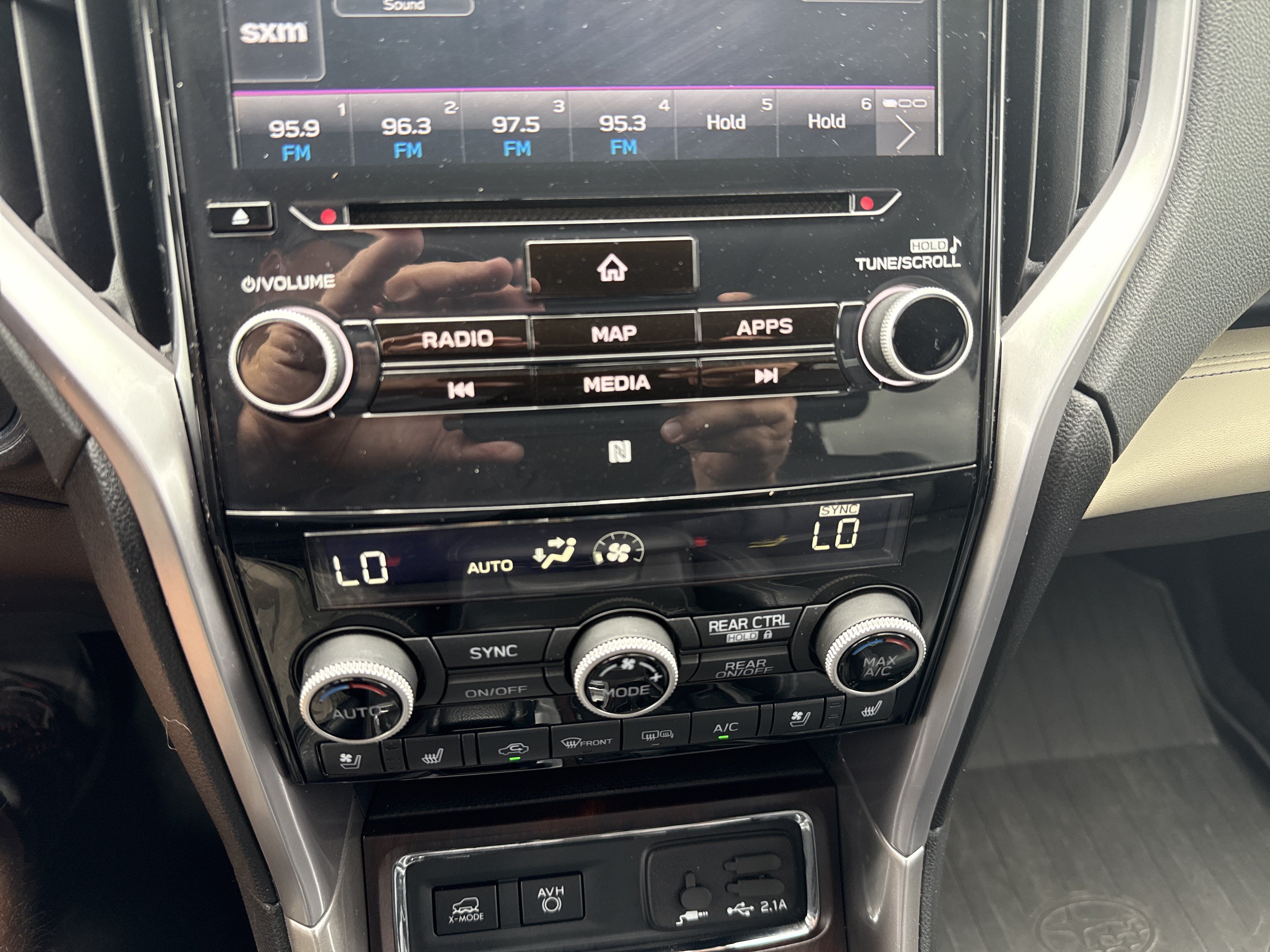 Used 2022 Subaru Ascent Touring w/ Popular Package #2A AWD/4WD image 23