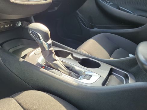 Used 2024 Chevrolet Malibu LS FWD image 29