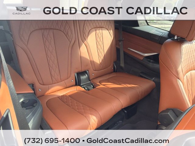 Used 2024 BMW X7 xDrive40i w/ Executive Package AWD/4WD image 11