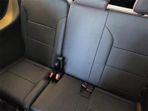 New 2026 Chevrolet Traverse Z71 w/ Enhanced Driving Package image 29