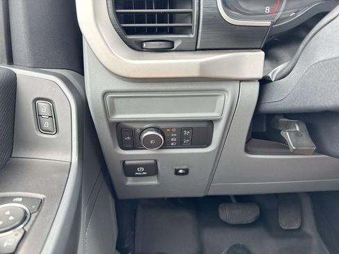 Used 2021 Ford F150 XLT w/ Trailer Tow Package AWD/4WD image 18