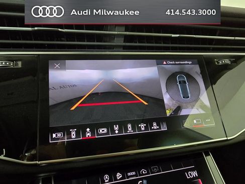 Used 2023 Audi Q8 Premium w/ Convenience Package AWD/4WD image 27