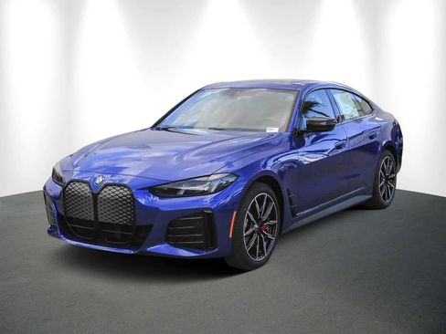 New 2026 BMW i4 eDrive40 w/ M Sport Package image 3