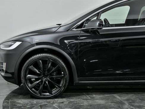 Used 2017 Tesla Model X 100D image 6