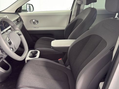Used 2024 Hyundai Ioniq 5 SE image 43