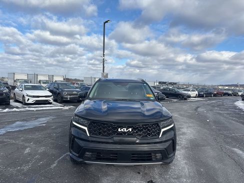 Used 2023 Kia Sorento SX image 8