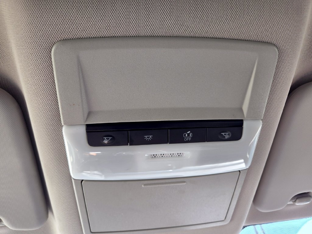Used 2026 Nissan Rogue S FWD image 19