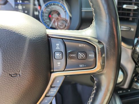 Used 2019 RAM 1500 Limited image 32