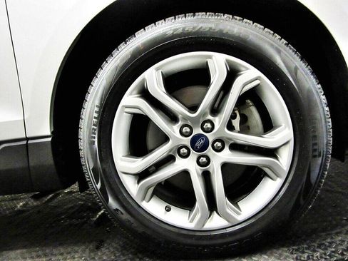 Used 2017 Ford Edge Titanium AWD/4WD image 22