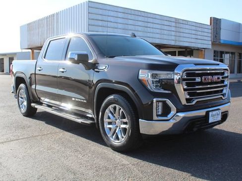 Used 2019 GMC Sierra 1500 SLT RWD image 1