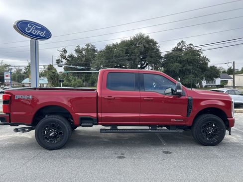 Used 2024 Ford F250 XLT w/ Black Appearance Package image 8