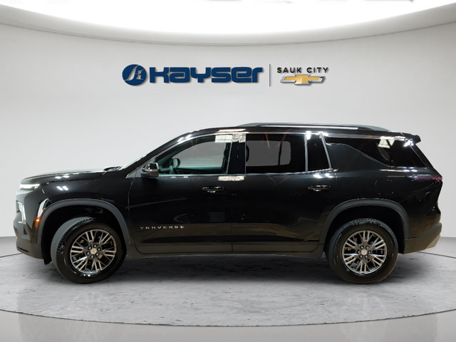 Used 2026 Chevrolet Traverse LT FWD image 4