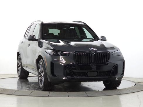 Used 2026 BMW X5 xDrive40i w/ M Sport Package AWD/4WD image 1