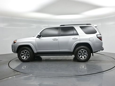 Used 2021 Toyota 4Runner TRD Off-Road image 29
