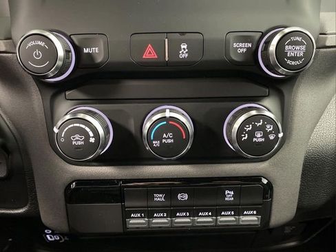 New 2024 RAM 2500 Tradesman image 17