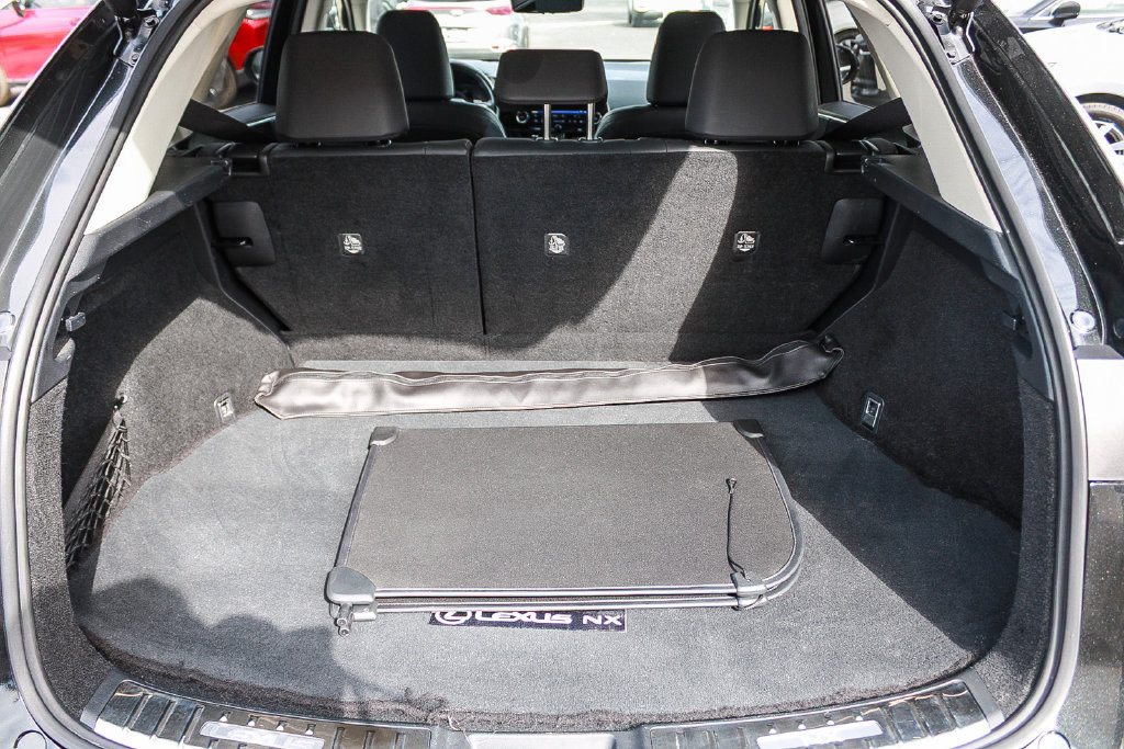 Used 2024 Lexus NX 350h AWD image 26