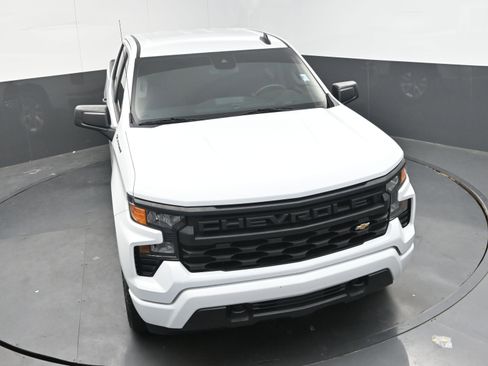 Used 2023 Chevrolet Silverado 1500 Custom image 28