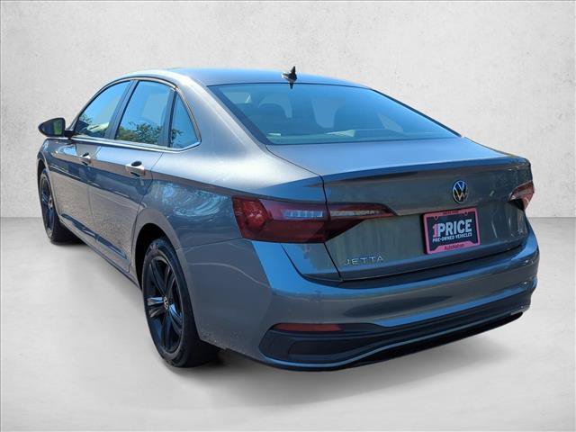 Certified 2024 Volkswagen Jetta SE w/ Panoramic Sunroof Package FWD image 11