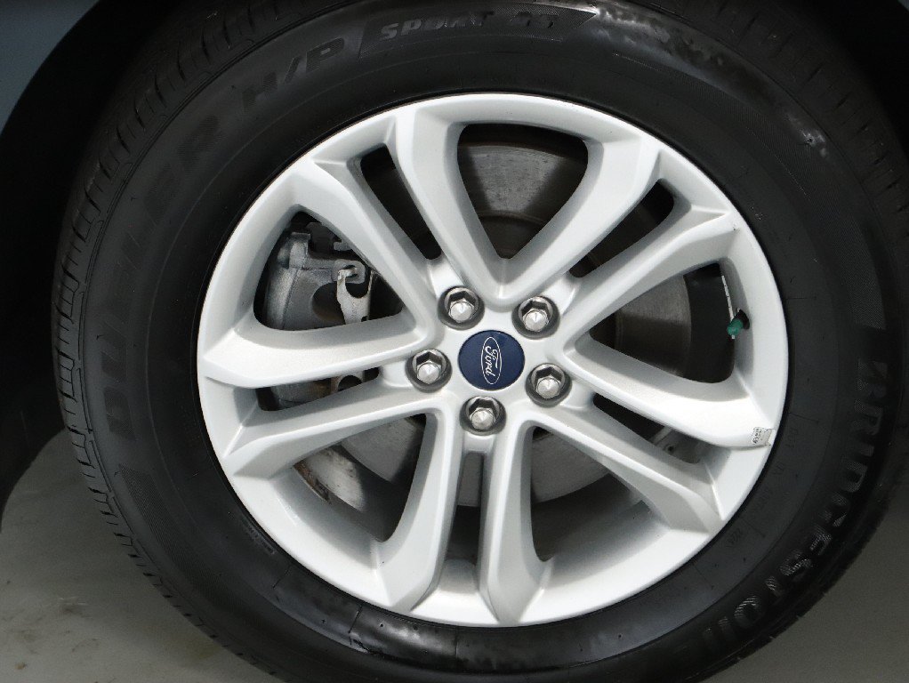 Used 2019 Ford Edge SEL w/ Equipment Group 201A AWD/4WD image 42