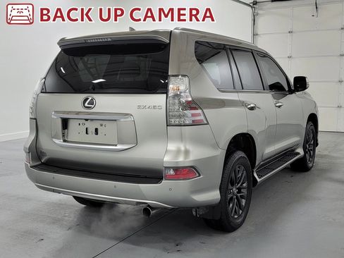 Used 2023 Lexus GX 460 Premium w/ Premium Package image 9
