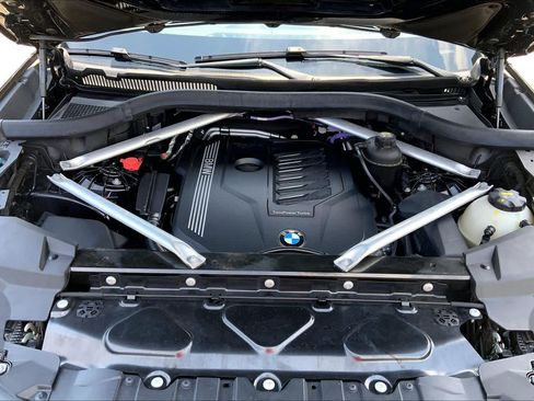 Used 2021 BMW X5 xDrive40i AWD/4WD image 30
