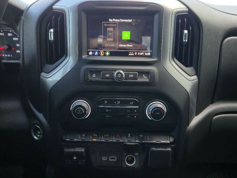 Used 2024 Chevrolet Silverado 2500 Custom w/ Custom Value Package RWD image 17