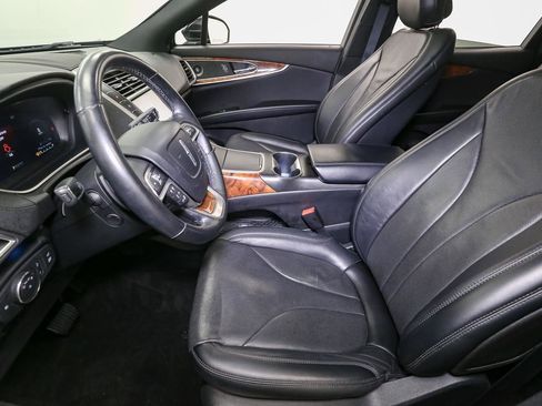 Used 2020 Lincoln Nautilus Reserve w/ Equipment Group 201A image 46