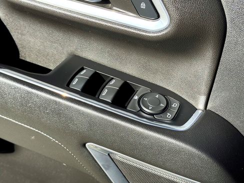 Used 2024 Chevrolet Silverado 2500 LT image 15