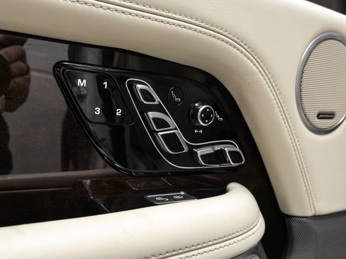 Used 2019 Land Rover Range Rover Long Wheelbase Autobiography image 56