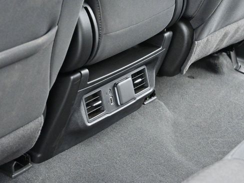 Used 2025 GMC Sierra 1500 Elevation image 28