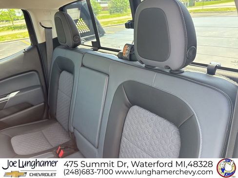Used 2018 Chevrolet Colorado Z71 AWD/4WD image 12