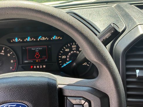 Used 2018 Ford F150 XL w/ Equipment Group 101A Mid AWD/4WD image 24