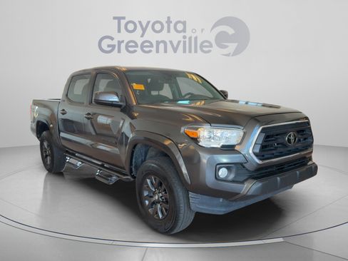 Used 2021 Toyota Tacoma SR5 RWD image 8